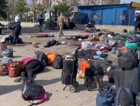 Ukrayna'da tren garına saldırı: 30'dan fazla ölü