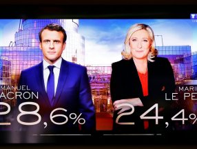 Le Monde, Macron ve Le Pen'in ikinci tur stratejisini yazdı