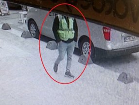 Bağcılar'da kuyumcu kuryesi gasbedildi