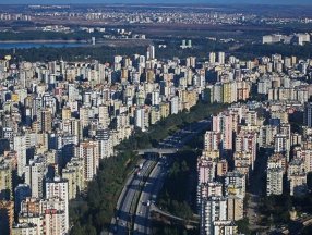 İstanbul'da konut sıkıntısı yaşanıyor