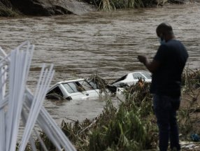 Güney Afrika'da sel felaketi: Can kaybı 253'e yükseldi