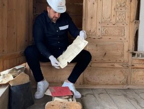 Osman Yüksel Serdengeçti’nin restorasyon yapılan tarihi evinde gizli bölme bulundu