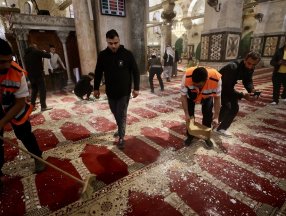 İsrail askerlerinden Mescidi Aksa'ya baskın: Kıble Mescidi'nin altını üstüne getirdiler