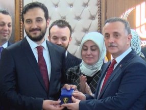 Bağcılar Belediyesi'nde yeni başkan görevi devraldı