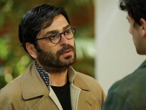 EDHO'nun İlyas'ı Kasaba Doktoru'nun Hakan'ı Ozan Akbaba'nın eşine bakın! Güzelliğini gören dilini ısırıyor...