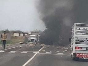 Şanlıurfa’da elektrik sayaçlarının direğe taşımasını istemeyen gruba müdahale