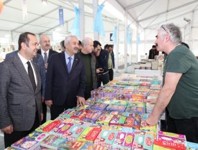Gebze Kitap Fuarı kapılarını açtı