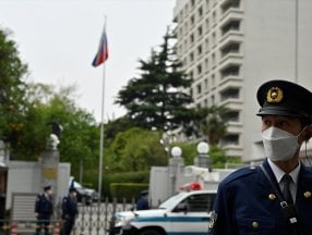 Japonya 8 Rus yetkiliyi sınır dışı etti