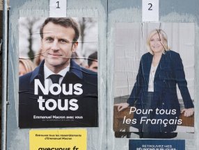 Emmanuel Macron ve Marine Le Pen'den karşılıklı suçlamalar
