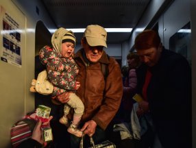 Ukrayna'daki savaşta 213 çocuk öldü