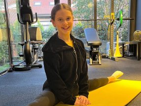 Pınar Altuğ'un kızı Su annesi gibi spor tutkunu