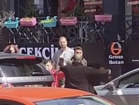 Üsküdar'da sürücülerin yol kavgası