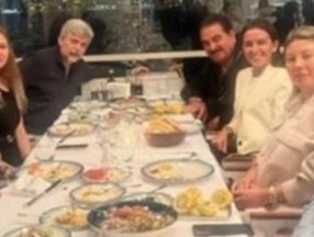 İbrahim Tatlıses dünürleriyle buluştu