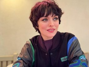 Ezgi Mola, kiracılarını yine mutlu etti