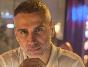 Doğuş: Sokaktayken Tarkan'ın annesi beni evine aldı