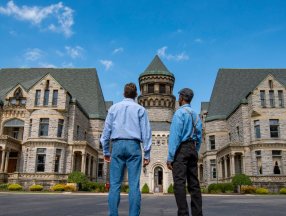 Asla yalnız gidemeyeceğiniz en ürpertici 10 yer