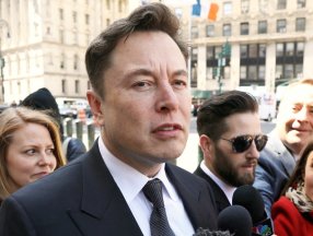 Elon Musk: ABD, 18 ay resesyon yaşayacak