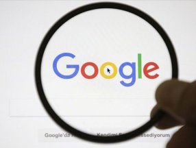 Google, yeni arama tasarımını test ediyor