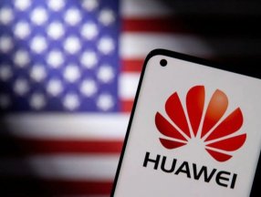 Google servisleri geri geliyor: ABD, Huawei yaptırımlarını hafifletecek