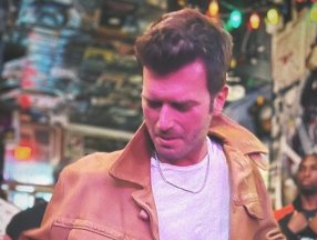 Kıvanç Tatlıtuğ'un dövmesinin sırrı çözüldü