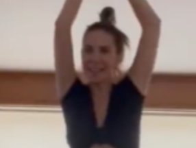 Tuğba Özerk'ten boşanma dansı