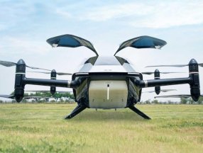 Elektrikli uçan otomobil Xpeng X2, ilk halka açık uçuşunu yaptı