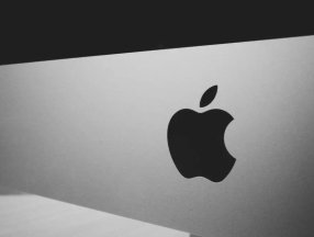 Apple'ın gelirleri beklentileri aşarak rekor kırdı