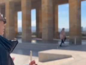 Ebru Yaşar Anıtkabir'i ziyaret etti