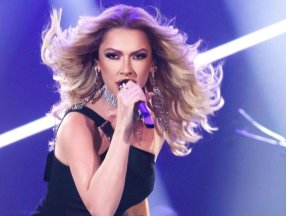 Hadise'den taciz ve şantaj paylaşımı