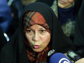 İran da eski Cumhurbaşkanı Rafsancani'nin kızı yargılanıyor