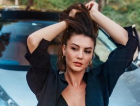 Burcu Özberk, imaj değişikliği yaptı