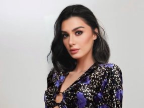 Burcu Kıratlı'dan iddialı kombin