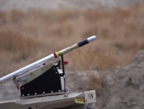 Türkiye'nin ‘robot askeri’ füze attı