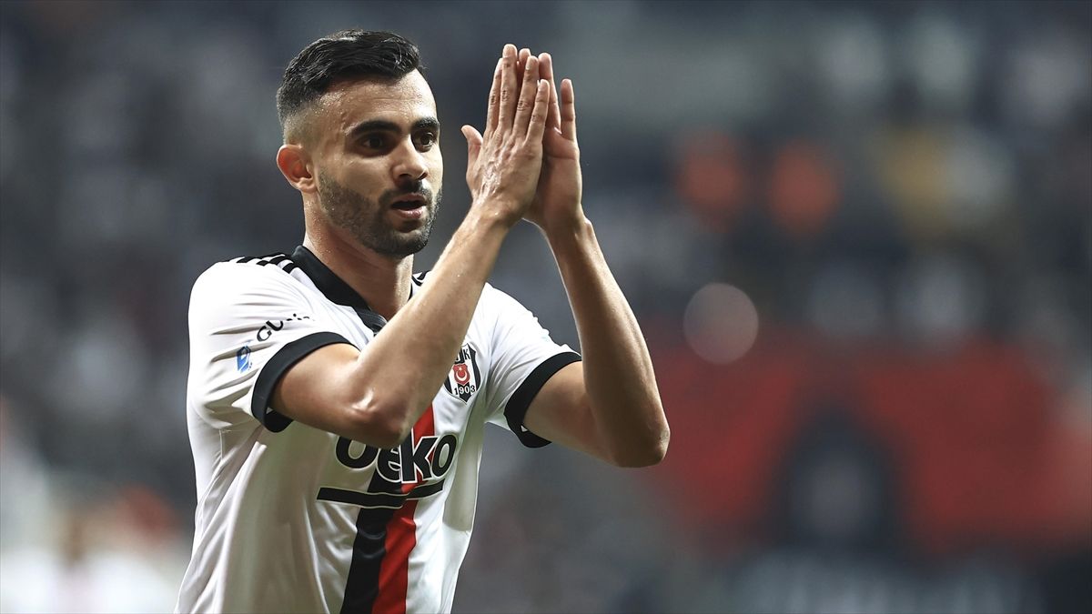 Rachid Ghezzal – Dấu Ấn Của Người Algeria Trong Bóng Đá