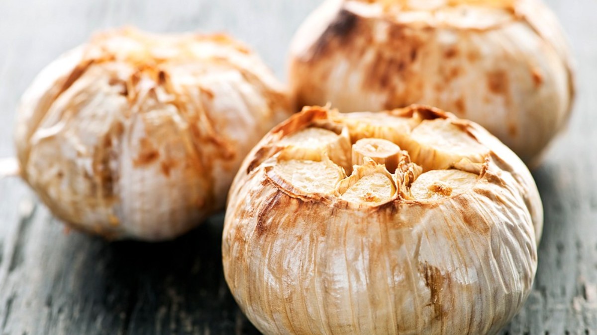 If you eat 2 cloves of roasted garlic… it shows its effect within 24 hours, it is astonishing!