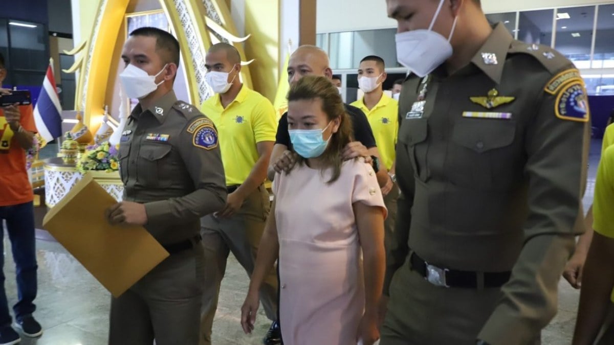 Woman caught poisoning 12 of her friends in Thailand