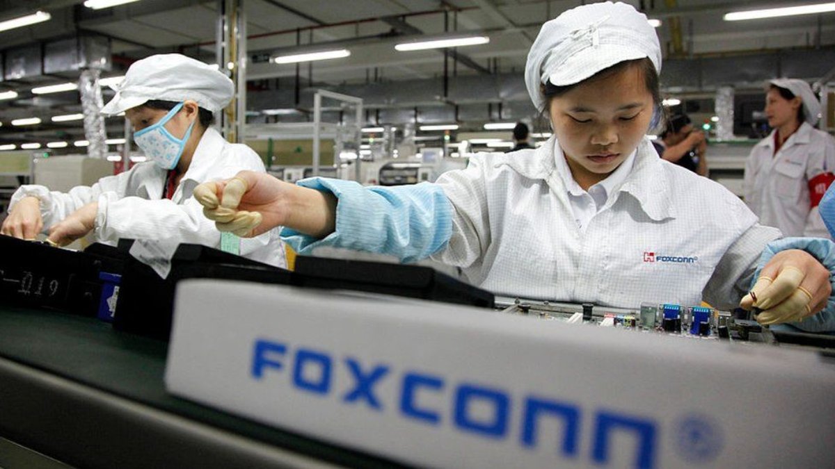 Apple supplier Foxconn’s first-quarter profit drops 52 percent