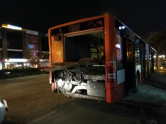 İzmir’de zincirleme kaza: 4 yaralı