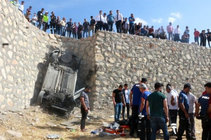 Adıyaman'da takla atan otomobil sürücüsü yaşamını yitirdi