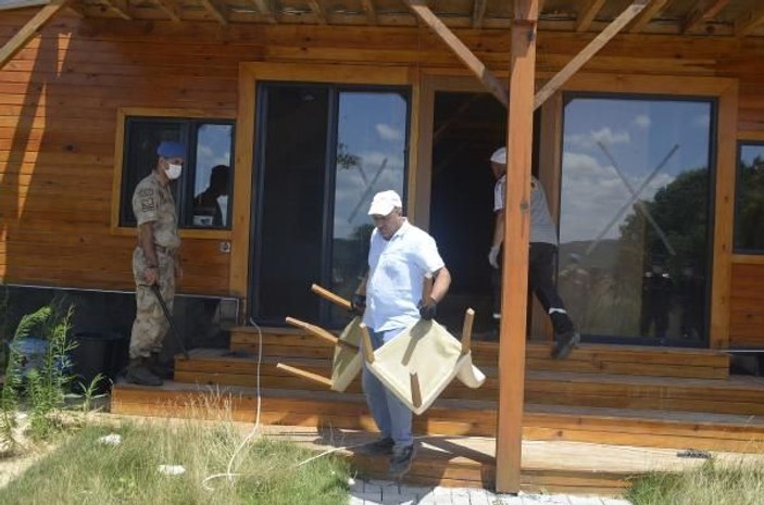 Terkos Gölü'nün kenarındaki kaçak yapılar yıkılıyor -1