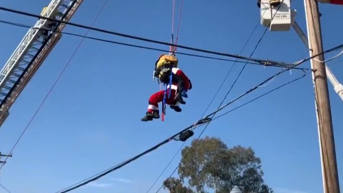 ABD paraşüt Noel Baba