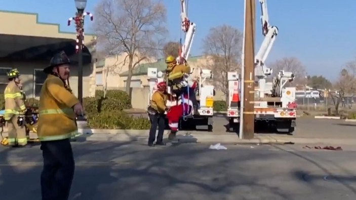 ABD paraşüt Noel Baba