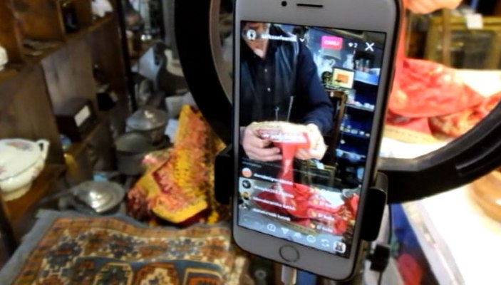 Antika meraklıları pandemi sürecinde internet üzerinden mezat yapıyor -1