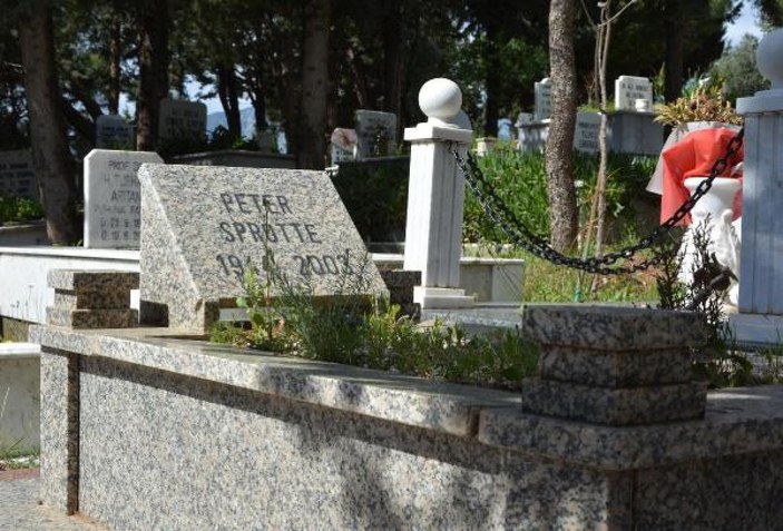 Muğla Datça Mezarlığı