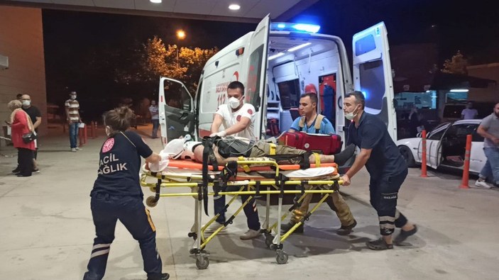 Sağlık görevlisi şelaleden düşen kişinin arkadaşı olduğunu görünce şok yaşadı: 1 ölü -8