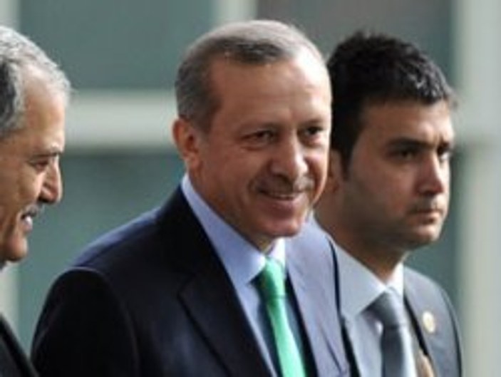 Erdoğan cuma namazını İstanbul'da kıldı