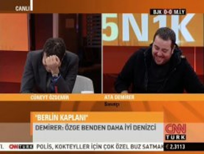 Ata Demirer Cüneyt Özdemir'i gülme krizine soktu - Video