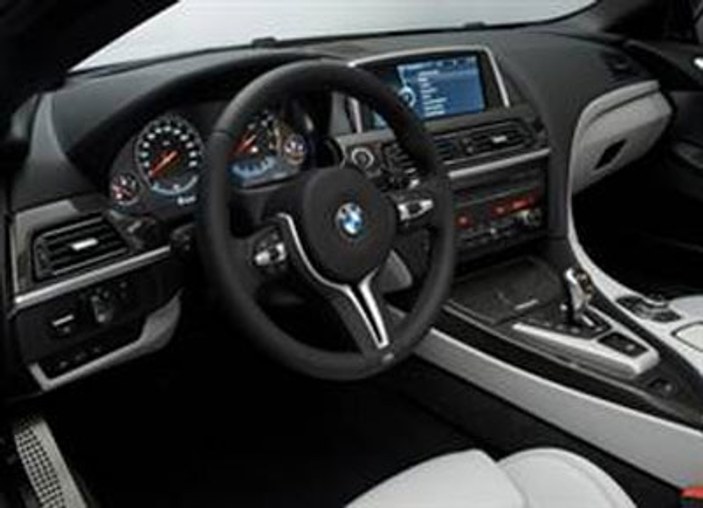 BMW yeni M6 modelini tanıttı