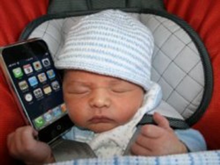 iPhone satışı doğan bebek sayısını geçti