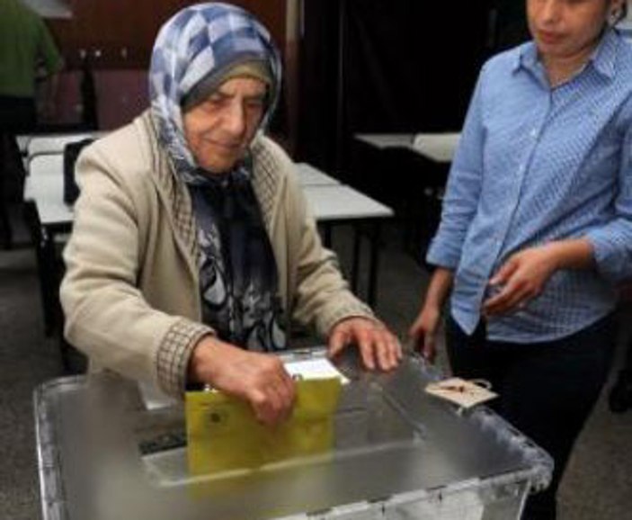 Mehmet Haberal'ın  annesi hayatını kaybetti